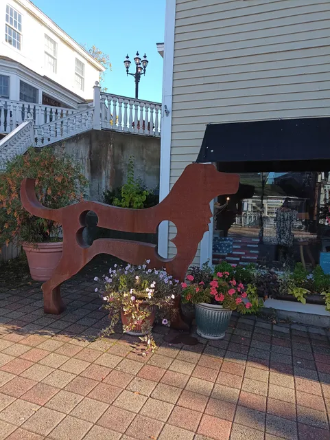 Dock Square Clothiers