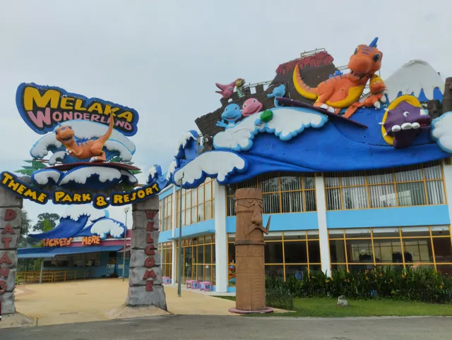 Melaka Wonderland Theme Park & Resort