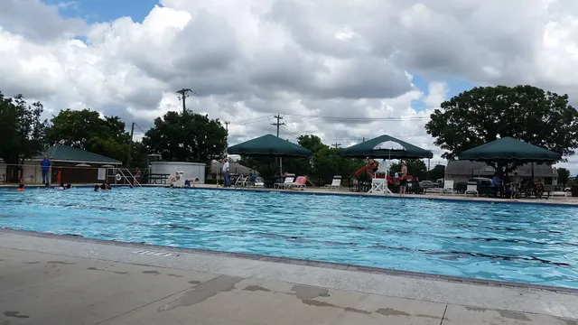 Williams Drive Pool