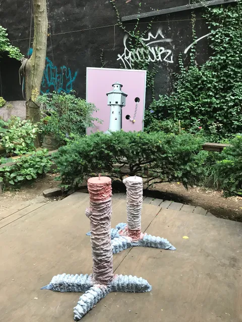 Le Petit Versailles Garden