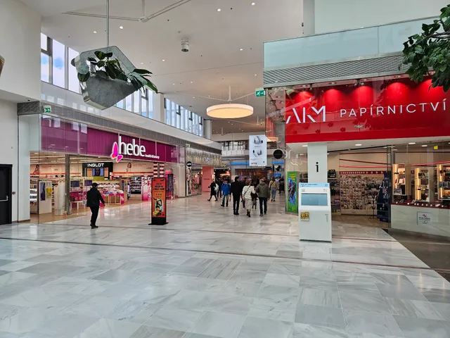 Westfield Černý Most