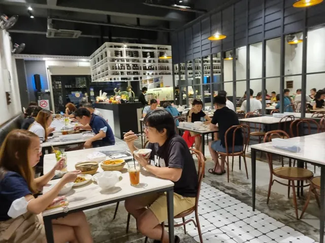 Mr Bang Bang Golden Wok 炮爷金满饭店