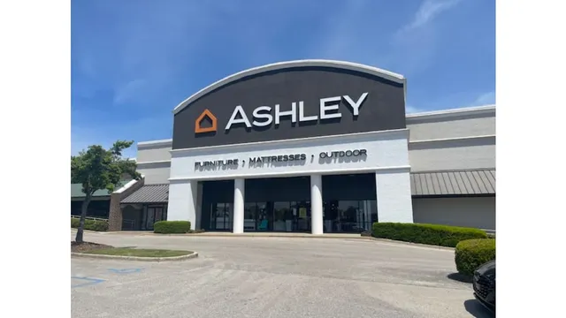 Ashley Store