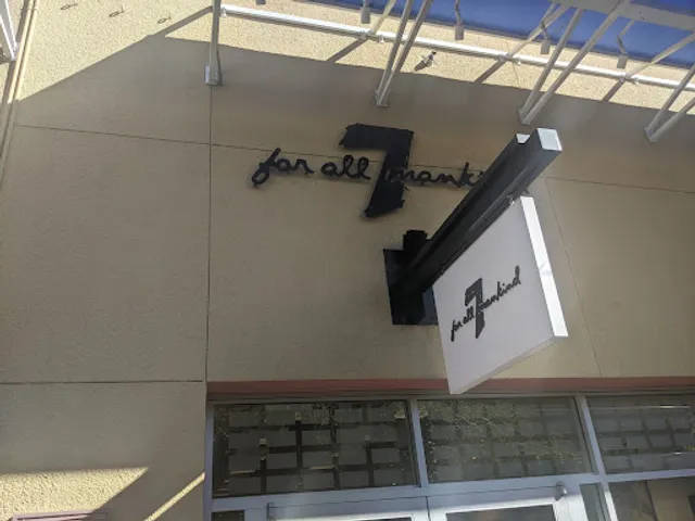 7 For All Mankind