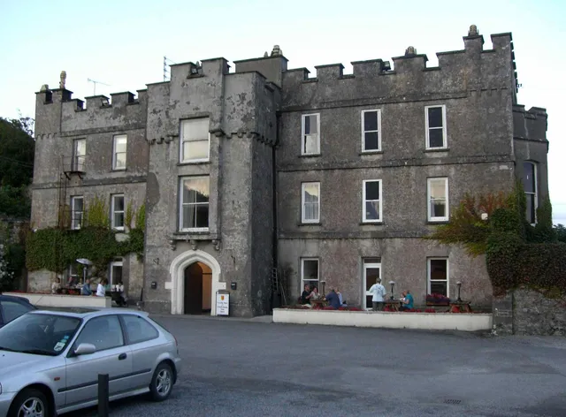Amroth Castle Coastal Park | Countrywide
