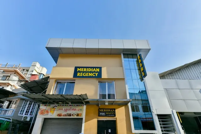 OYO Meridian Regency
