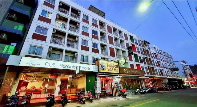 Fruit Paradise Hotel