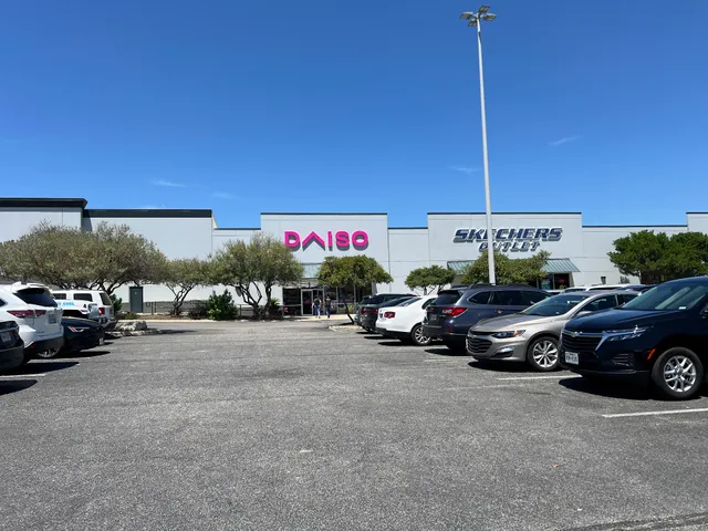 Daiso - Japanese Household Goods