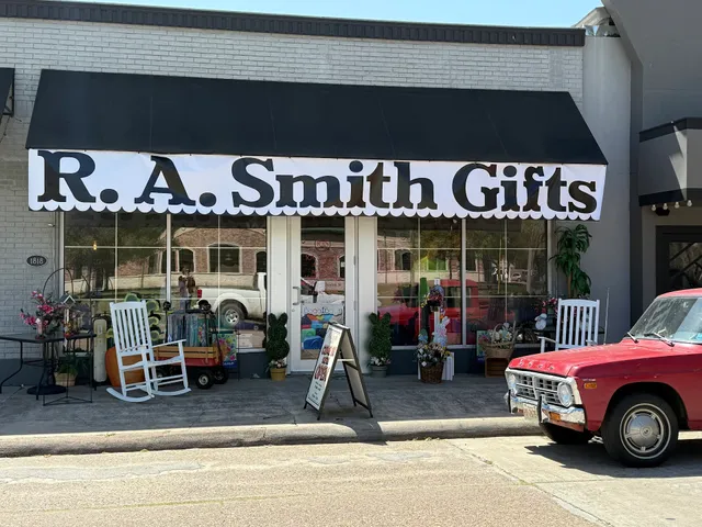 R A Smith Gifts