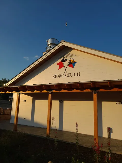 Bravo Zulu Lakeside Bar