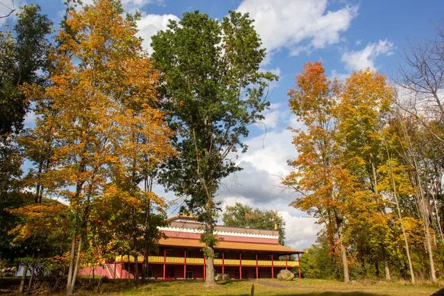 Tsechen Kunchab Ling - Temple of All-Encompassing Great Compassion