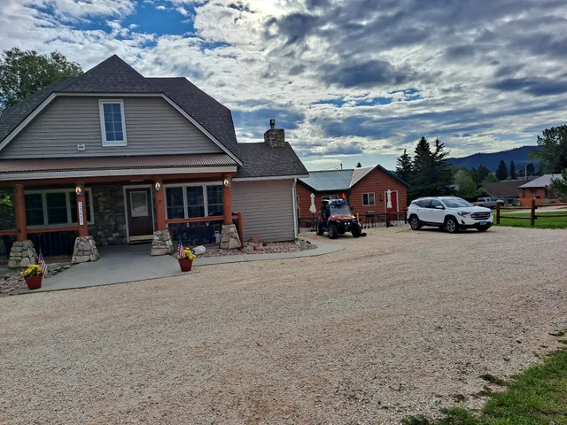 Black Hills Ponderosa Place