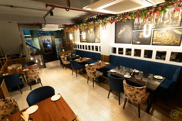 CP 24 Kitchen & Bar by Maharani