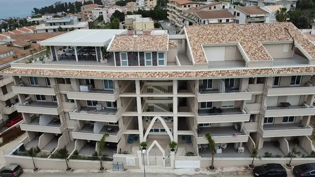 Middle Town Palace Tropea