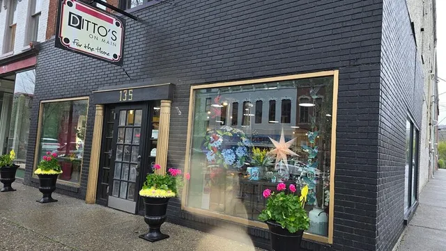 Ditto's on Mainstreet