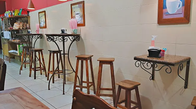 Padaria e Confeitaria Baguette de Ouro Jacarezinho