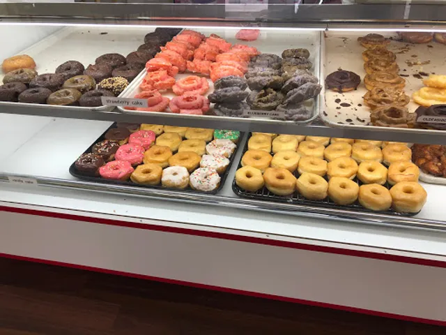 Donut D-Light, Boba and Smoothie