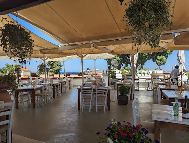 Lindos Garden Restaurant