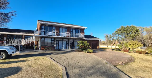 Skylight Guest House & Restaurant