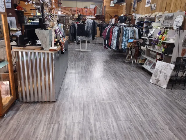 Detro's Western Store