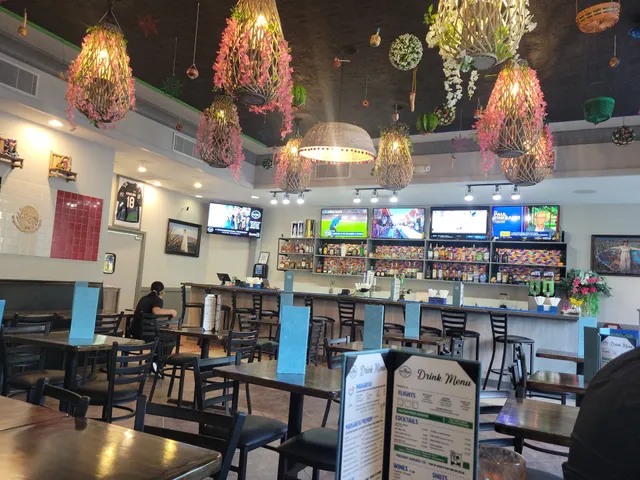 Que Bueno Mexican Bar & Grill