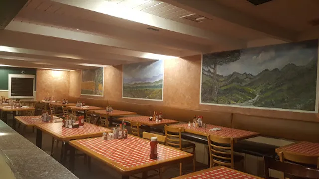 Lugo's Grill restaurant