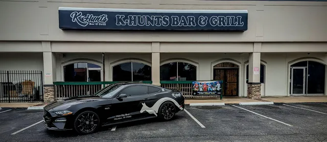K-Hunts Bar & Grill