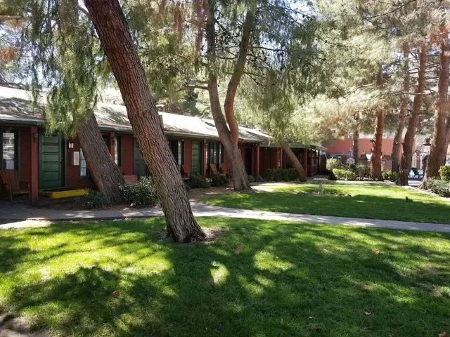 Kernville Inn
