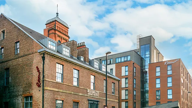 Roomzzz Aparthotel Newcastle City