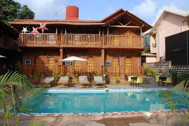 Sea Breeze Beach Resort Candolim - Goa