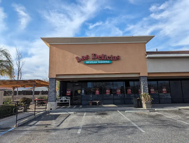 Las Delicias Sport Taqueria