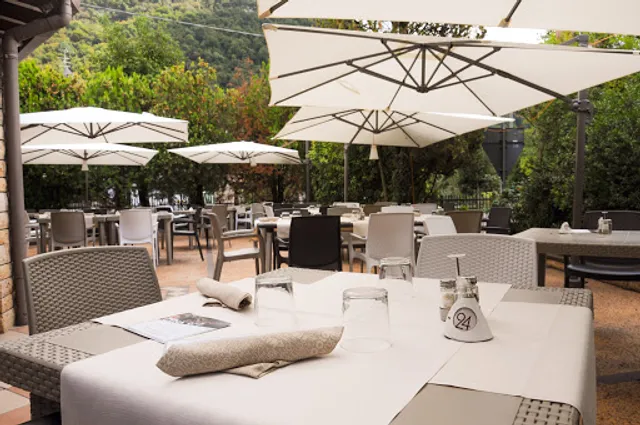 Castello 977 Restaurant Pizza e Wedding