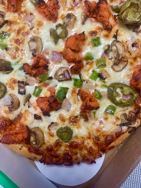 Red Swan Pizza - Lethbridge West