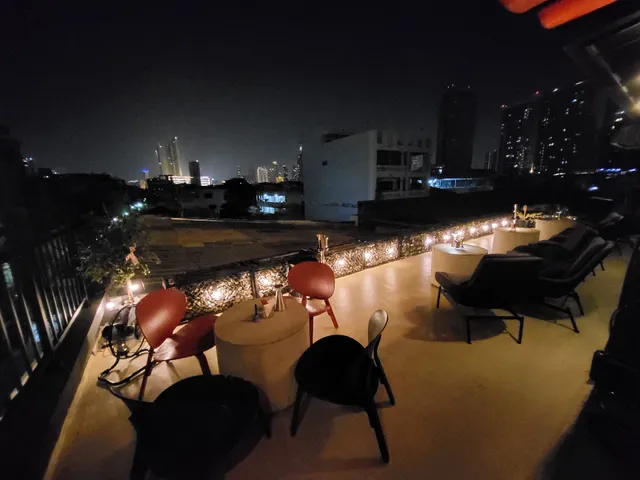 S’amuser Rooftop Bar