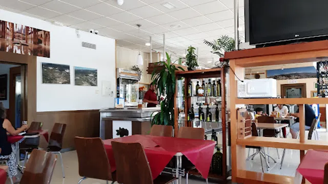 Café Bar Restaurante La Mora