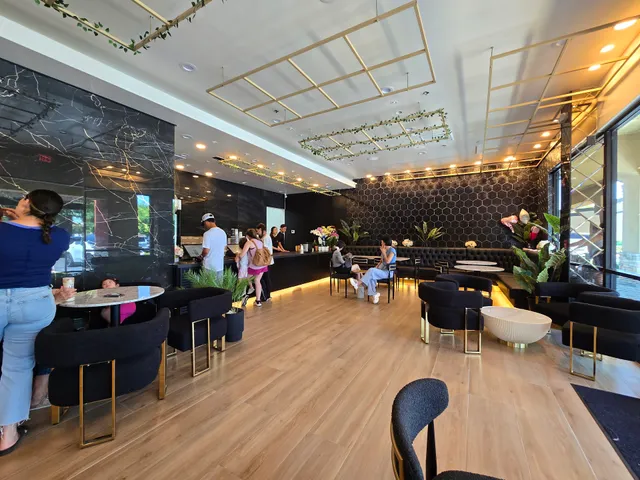 Rose Tea Lounge - Natomas