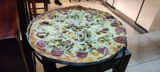 A Pizza Na Pedra