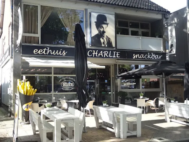 Snackbar Charlie Emmen
