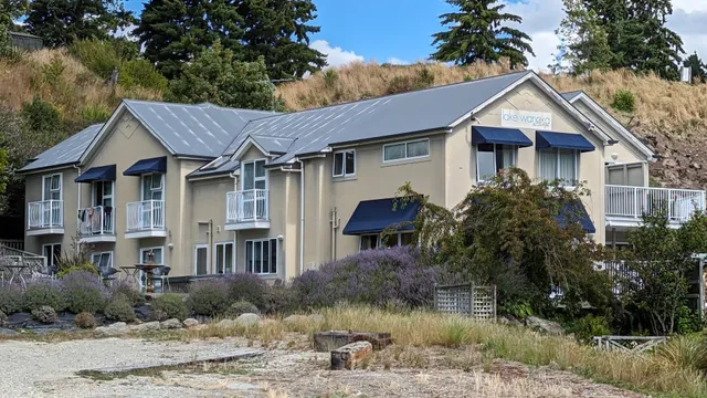 Lake Wanaka Lodge