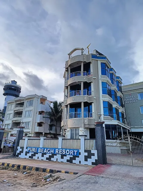 Hotel Puri Beach Resort