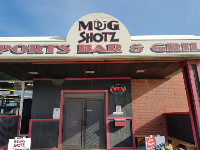 Mug Shotz Sports Bar & Grill