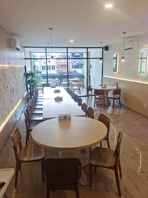 Pesiar Seafood Restaurant