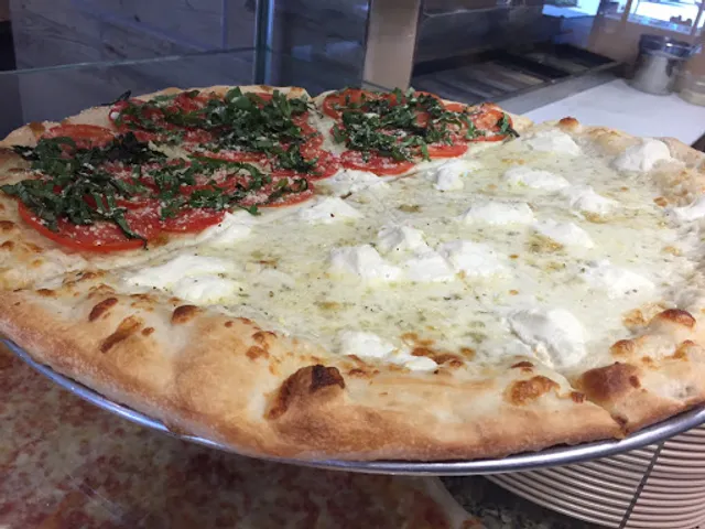 N.Y. Pizza Spot & Italian Kitchen