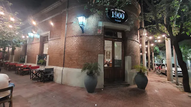 1900 Parrilla