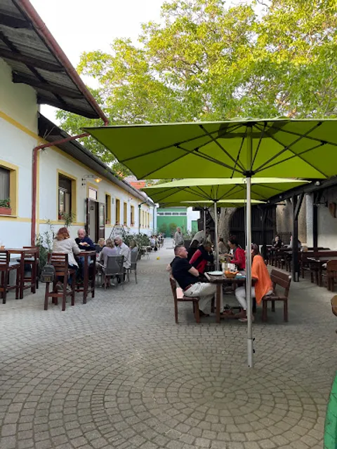 Weingut & Buschenschenke Preschitz