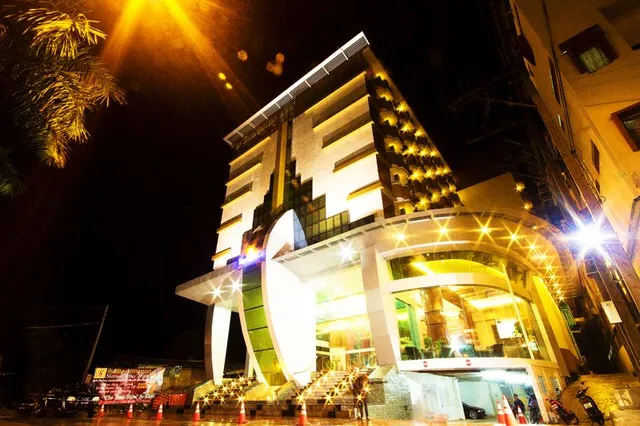 Siam Thana Hotel