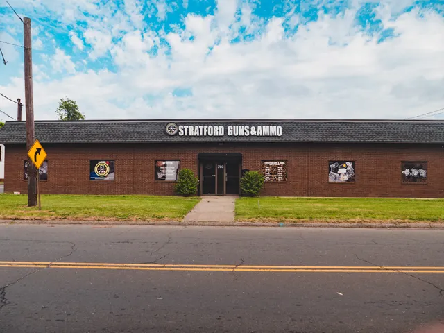 Stratford Guns And Ammo