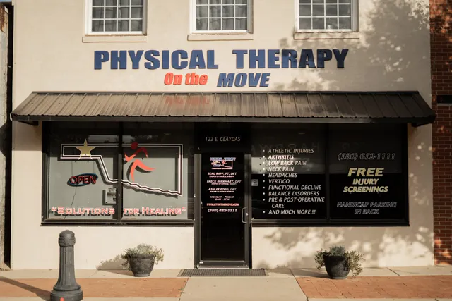 Physical Therapy On the Move/Terapia Física