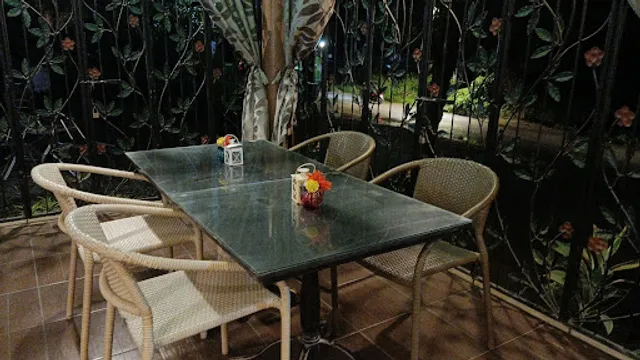 Orlando's cafe and Restaurant