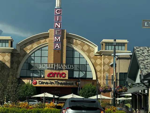 AMC DINE-IN Southlands 16